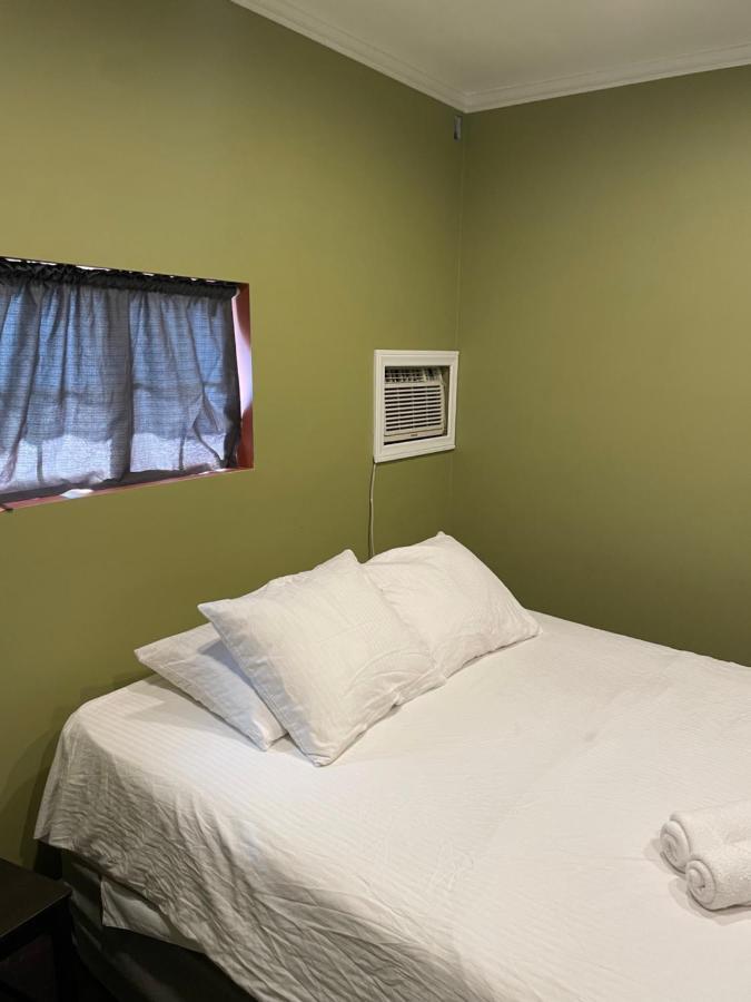 Private Standalone Room W/ Tv, Wifi & Ac In Карсън Екстериор снимка