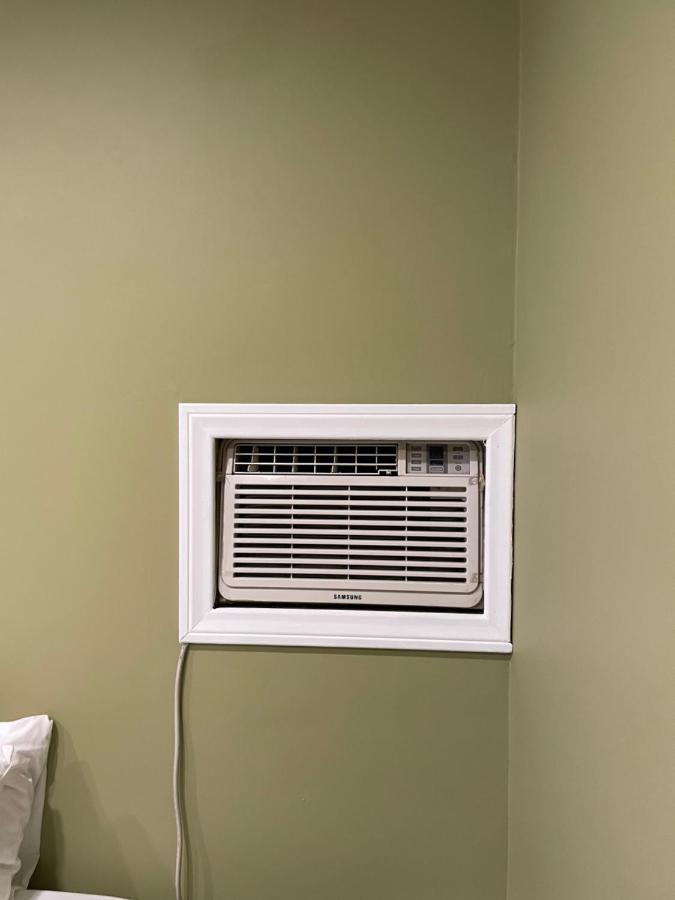 Private Standalone Room W/ Tv, Wifi & Ac In Карсън Екстериор снимка