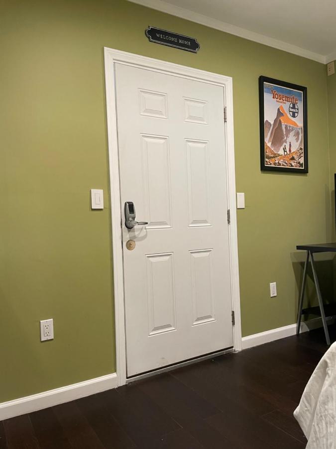 Private Standalone Room W/ Tv, Wifi & Ac In Карсън Екстериор снимка