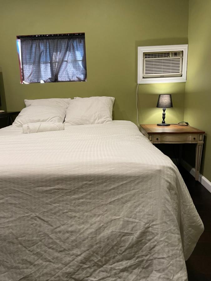 Private Standalone Room W/ Tv, Wifi & Ac In Карсън Екстериор снимка