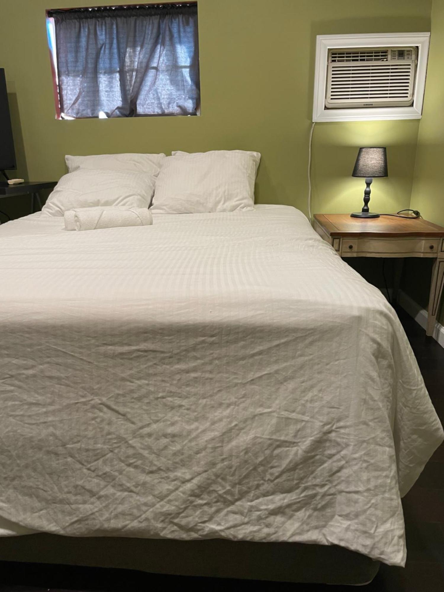 Private Standalone Room W/ Tv, Wifi & Ac In Карсън Екстериор снимка